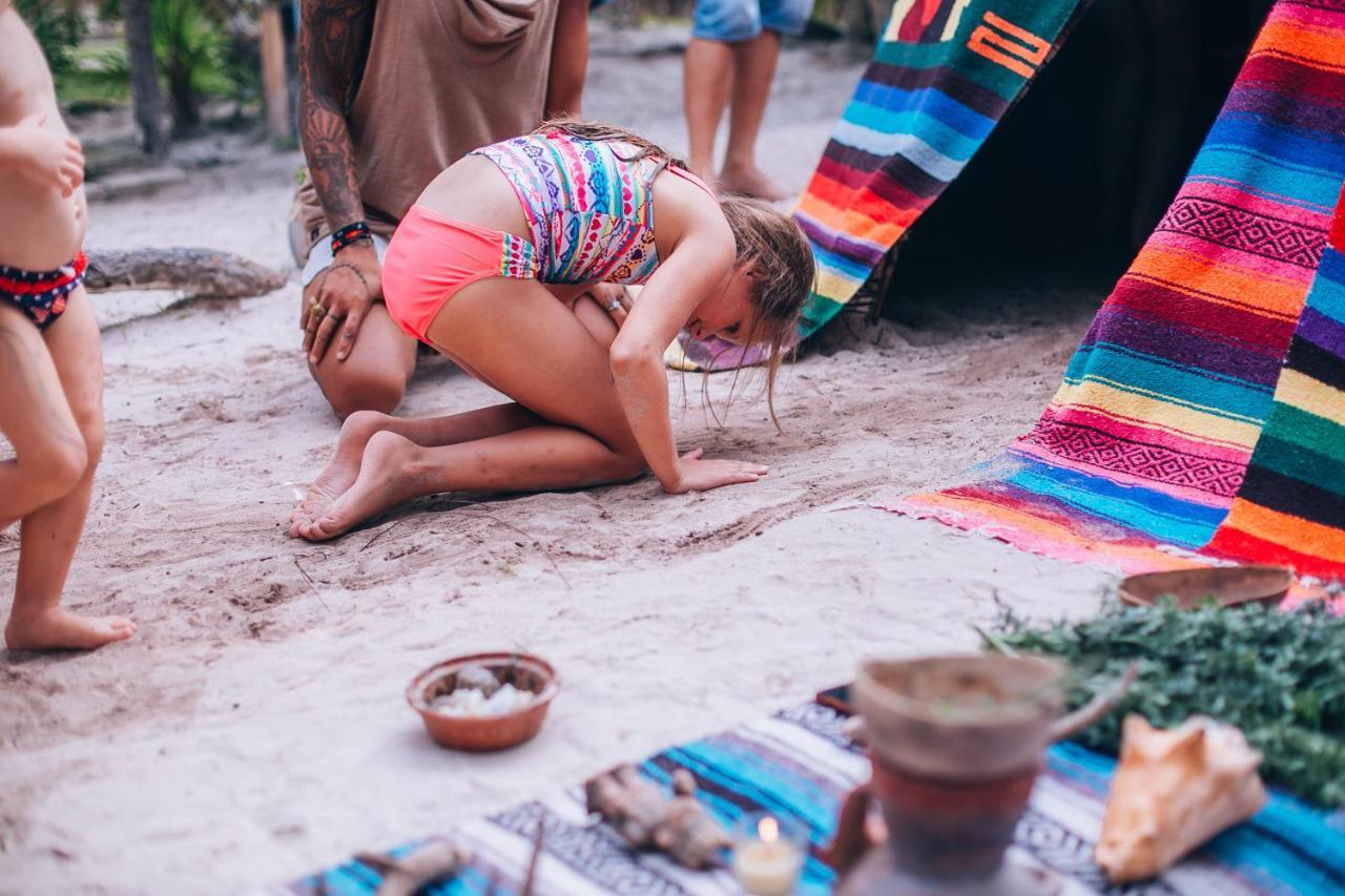 Ikal Tulum Hotel Exteriör bild A woman in a trance state during a shamanic healing session