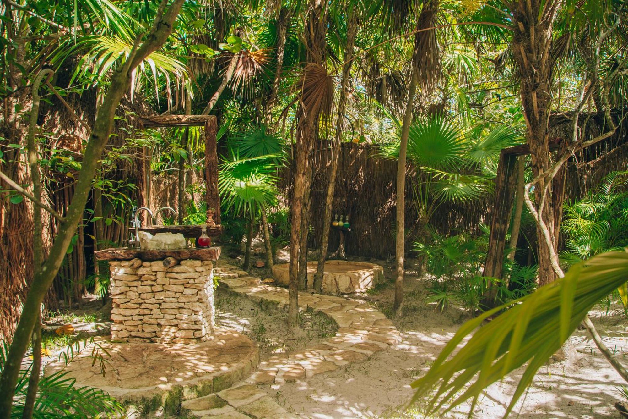 Ikal Tulum Hotel Exteriör bild Xcaret Eco Park